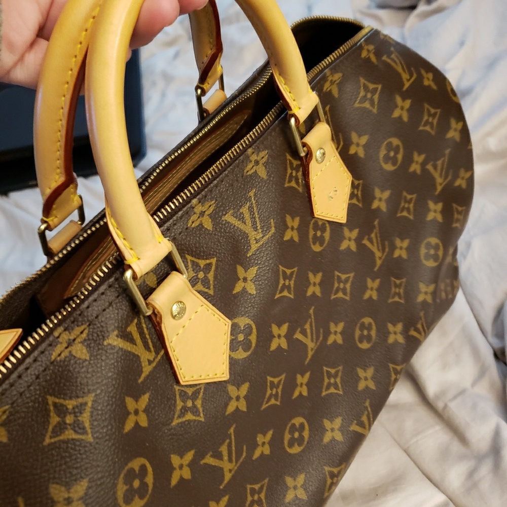 Louis Vuitton Speedy 40 monogram